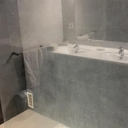 Apartment Superbe 70m2 De 3 Piece Proche Mer Et Transport